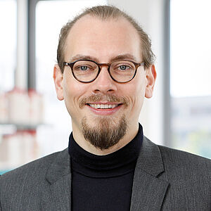 Photo of Bernd M. Schmidt